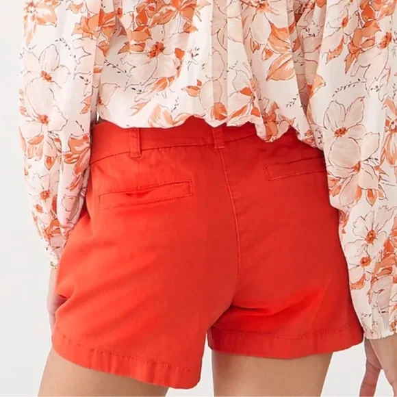 J.Crew Chino NEW 4” Cotton Flat Front Shorts in Vivid Flame size 2 - Picture 2 of 14